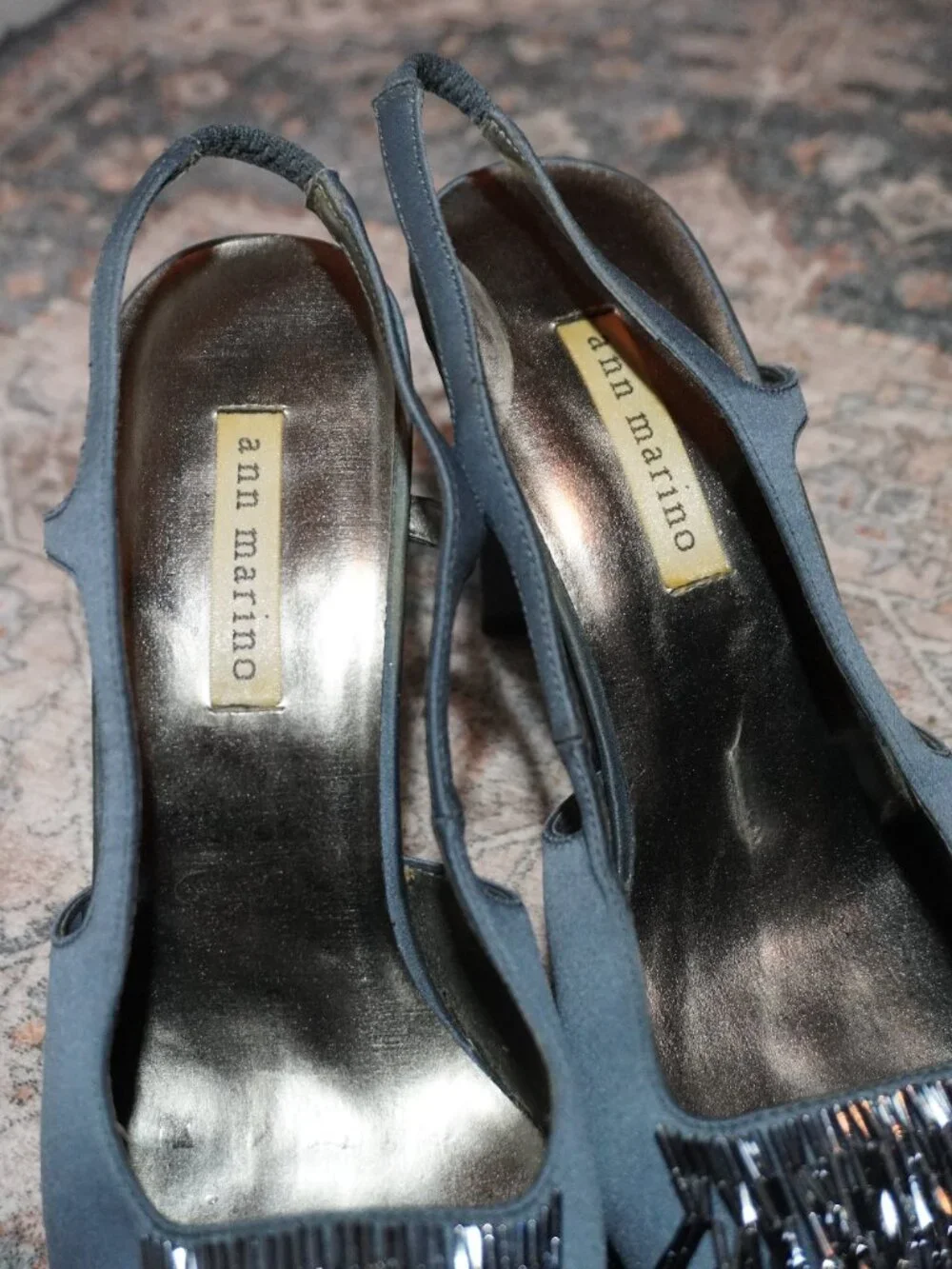 Ann Marino Pointed Toe Blue Beaded Kitten Heels 10M